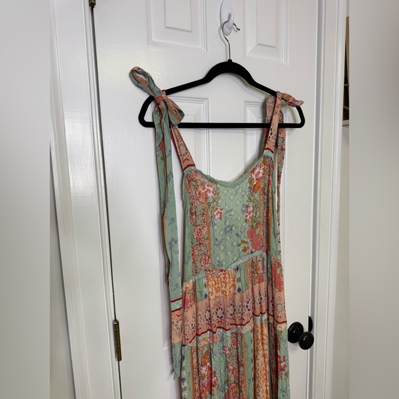 Celina one size Floral Maxi Dress NWT - Picture 2 of 9